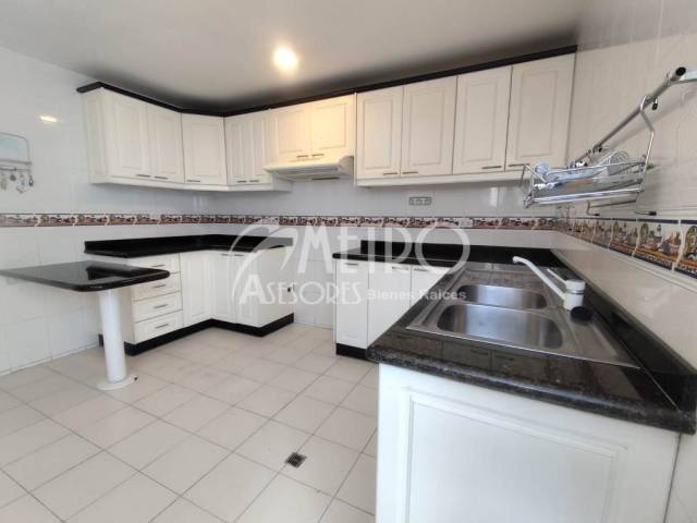 #1449 - Departamento para Venta en Quito - P