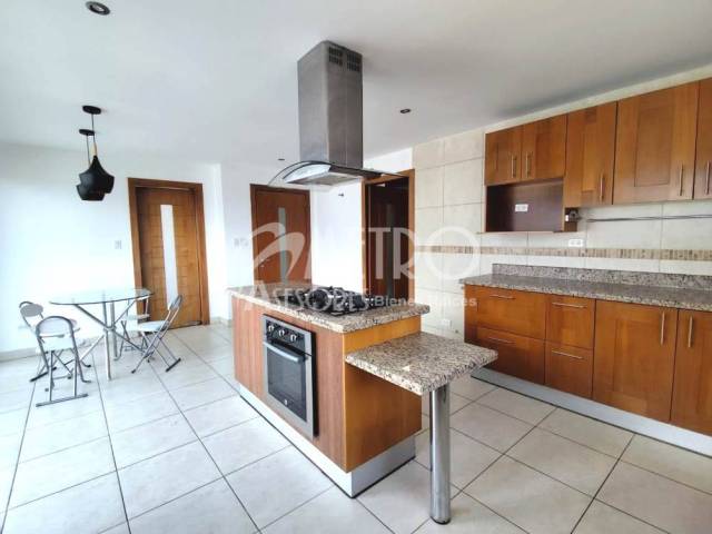 #1452 - Penthouse para Venta en Quito - P