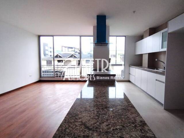 #1459 - Departamento para Alquiler en Quito - P