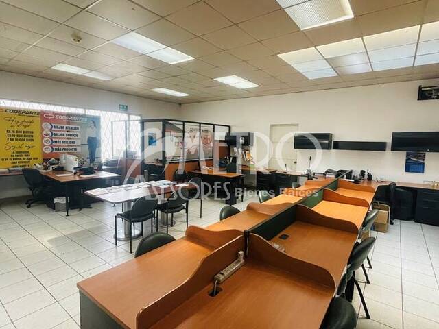 #760 - Edificio comercial para Venta en Quito - P