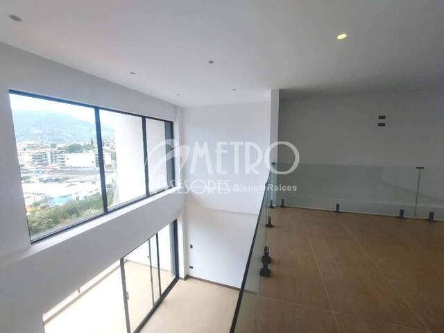 #1472 - Loft para Alquiler en Quito - P