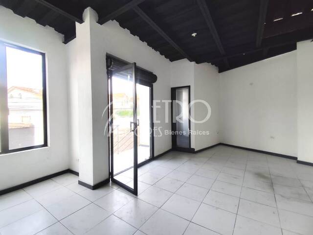 Local Comercial para Alquiler en Quito - 4