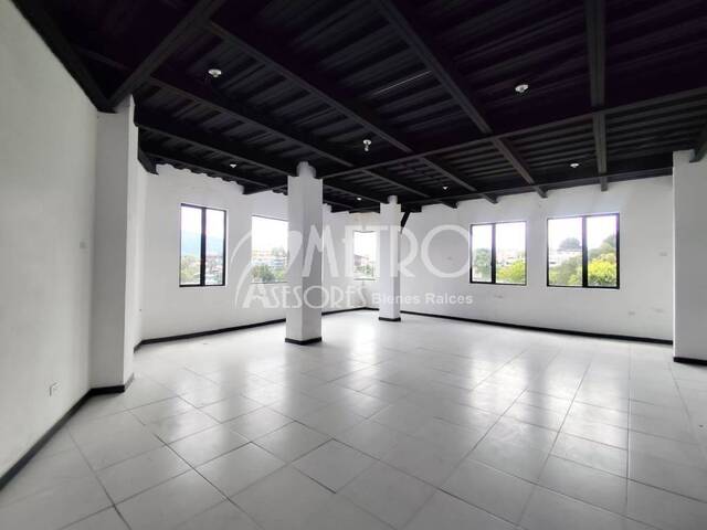 #1486 - Local Comercial para Alquiler en Quito - P