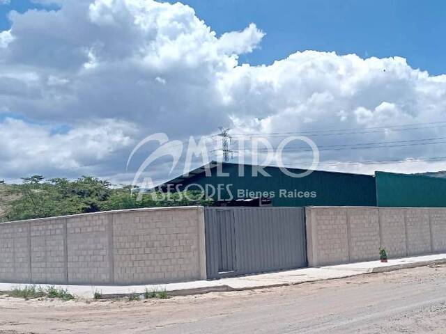 #1490 - Terreno para Venta en Quito - P