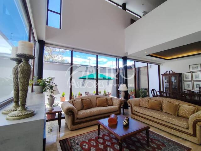#1492 - Casa para Venta en Quito - P