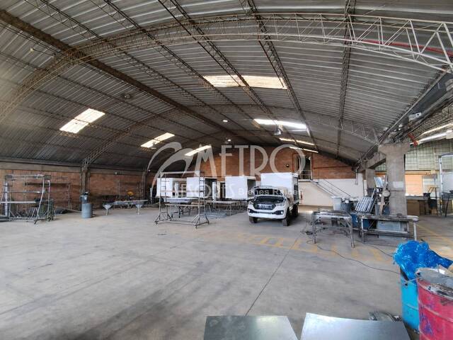 #725 - Galpón para Venta en Quito - P