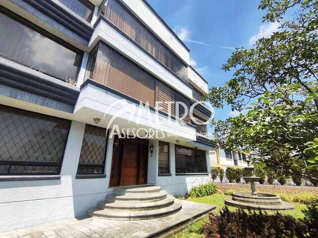 #1548 - Departamento para Alquiler en Quito - P