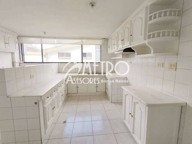 #1548 - Departamento para Alquiler en Quito - P