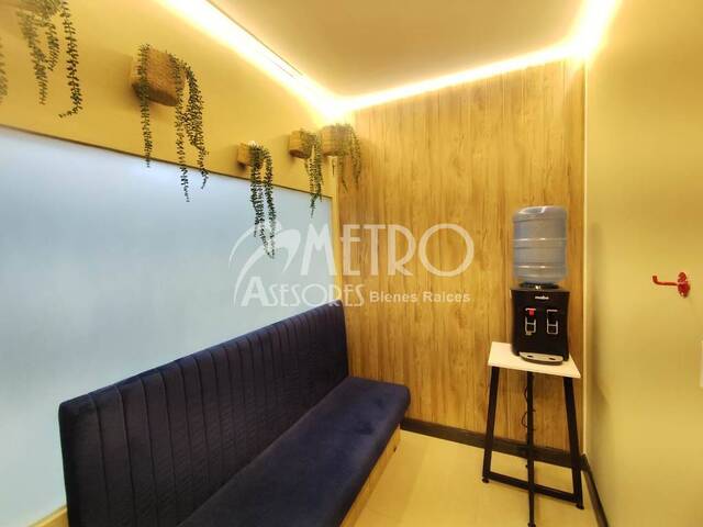 #1564 - Oficina para Venta en Quito - P