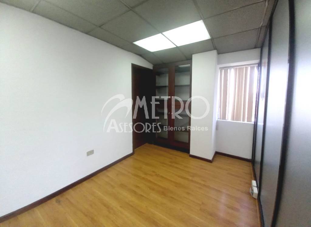 Oficina en alquiler 135 m2 Sector Plataforma Gubernamental