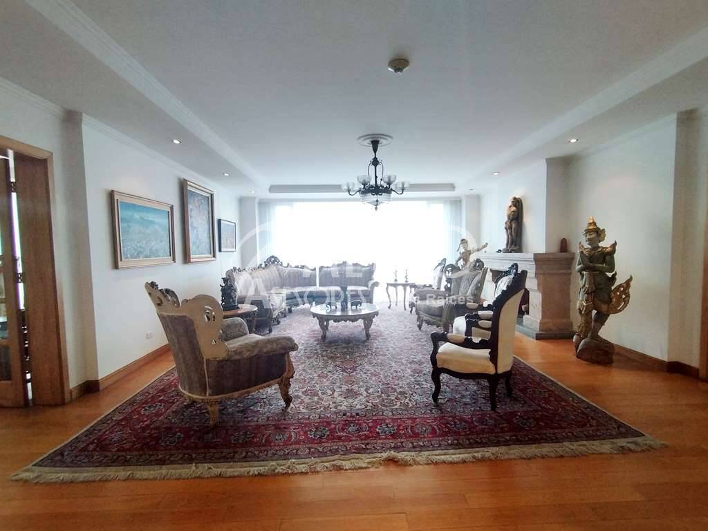 Departamento en venta 518 m2 en Villa Regina Quito Tenis