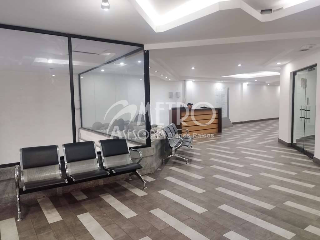 Oficina en renta 91 m2 en Iñaquito
